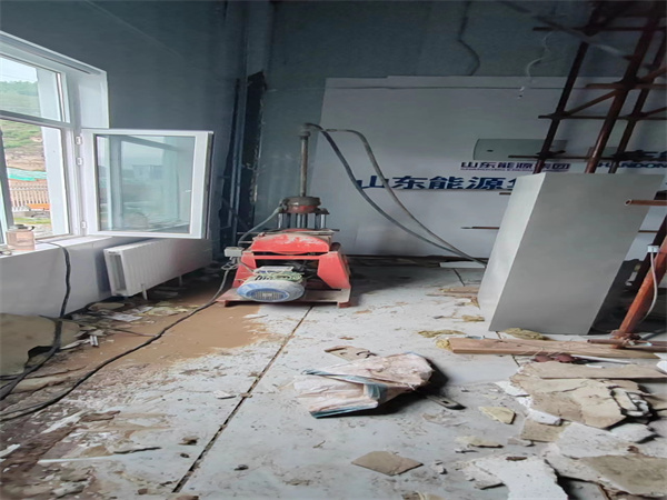 岑巩地基基础下沉墙体裂缝加固注浆顶升施工